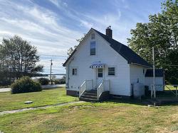 8394 Highway 3  Port Mouton, NS B0T 1T0