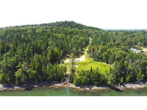 379 Hills Point Rd, Oak Bay, NB 