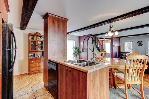 Kitchen - 62 Rue De Salaberry, Saint-Jean-Sur-Richelieu, QC - Indoor Photo Showing Kitchen With Double Sink