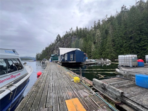 V906829 Echo Bay, See Remarks, BC 