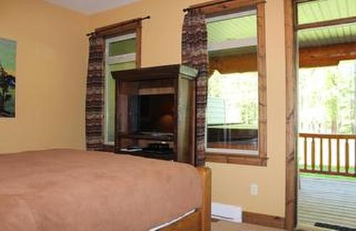 M2-A-1351 Gerry Sorensen Way, Kimberley, BC - Indoor