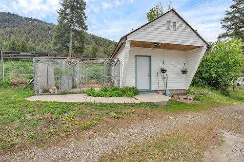 1167 Highway 3, Princeton, BC - Outdoor
