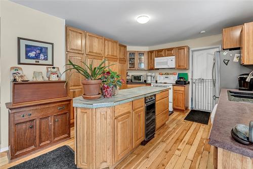 1167 Highway 3, Princeton, BC - Indoor Photo Showing Kitchen
