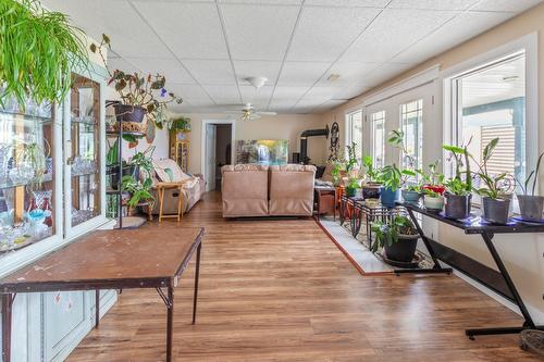 1047 Westview Road, Wynndel, BC - Indoor