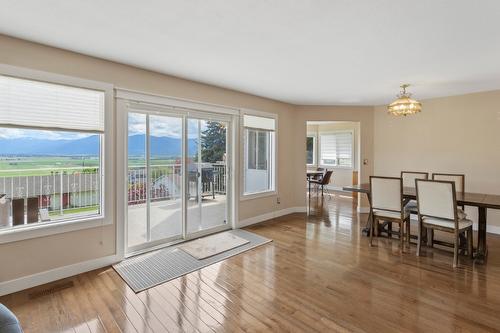 1047 Westview Road, Wynndel, BC - Indoor