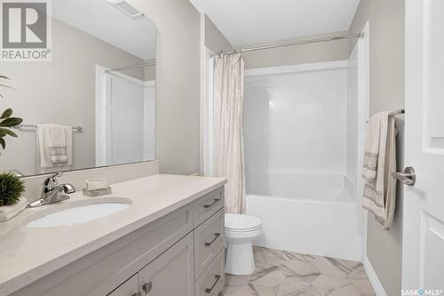 203 4594 Harbour Landing Drive, Regina, SK - Indoor Photo Showing Bathroom