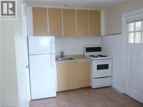 152 Homewood Avenue, Kitchener, ON 