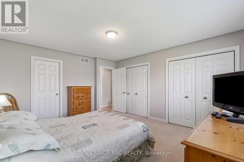 449 Barrington Court, Fort Erie (Ridgeway), ON - Indoor Photo Showing Bedroom
