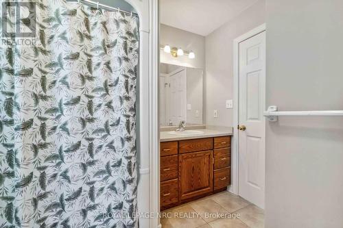 449 Barrington Court, Fort Erie (Ridgeway), ON - Indoor Photo Showing Bathroom
