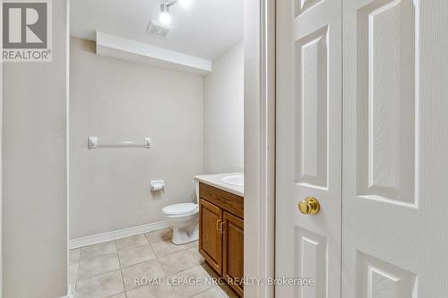 449 Barrington Court, Fort Erie (Ridgeway), ON - Indoor Photo Showing Bathroom