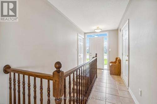 449 Barrington Court, Fort Erie (Ridgeway), ON - Indoor Photo Showing Other Room