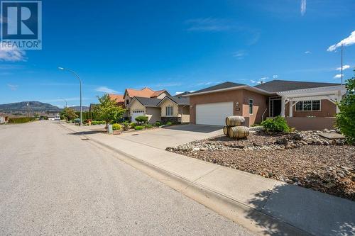 6905 Mountainview Drive, Oliver, BC - Outdoor With Facade