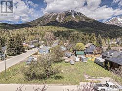 701 & 721 7th Avenue  Fernie, BC V0B 1M0