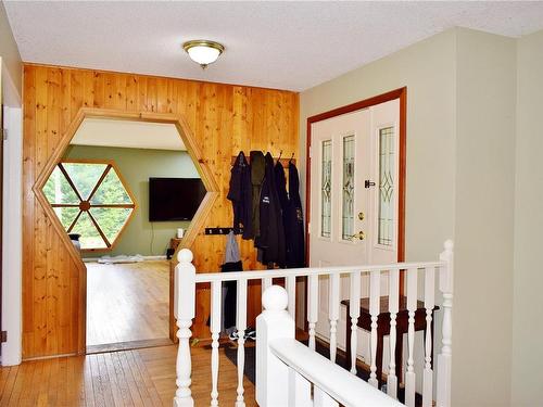 5982 Mayo Rd, Lake Cowichan, BC 