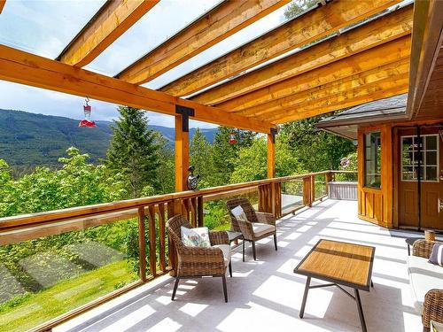 5982 Mayo Rd, Lake Cowichan, BC 