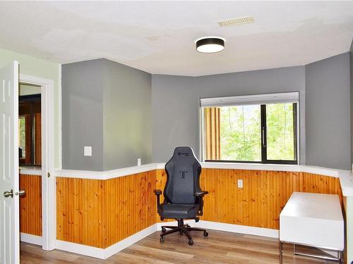 5982 Mayo Rd, Lake Cowichan, BC 