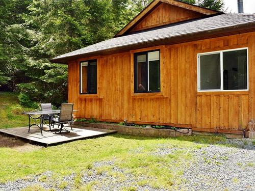 5982 Mayo Rd, Lake Cowichan, BC 