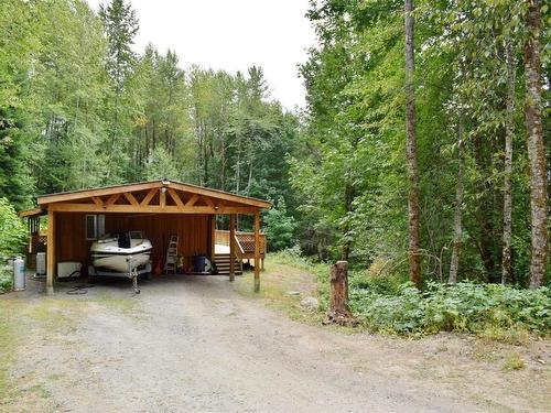 5982 Mayo Rd, Lake Cowichan, BC 