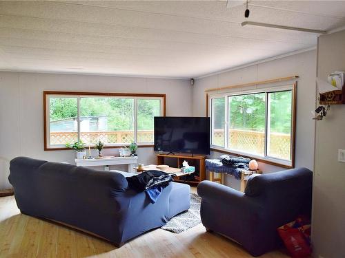 5982 Mayo Rd, Lake Cowichan, BC 