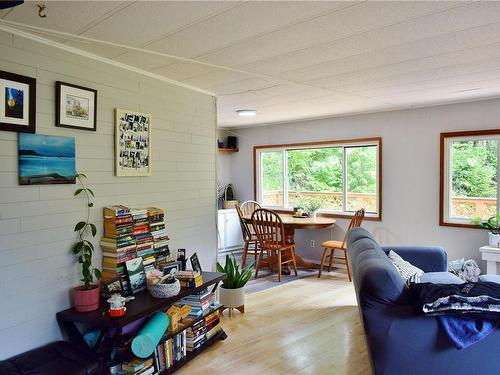 5982 Mayo Rd, Lake Cowichan, BC 