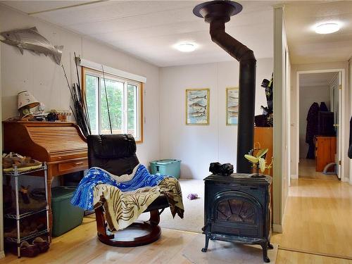 5982 Mayo Rd, Lake Cowichan, BC 