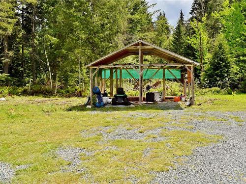 5982 Mayo Rd, Lake Cowichan, BC 