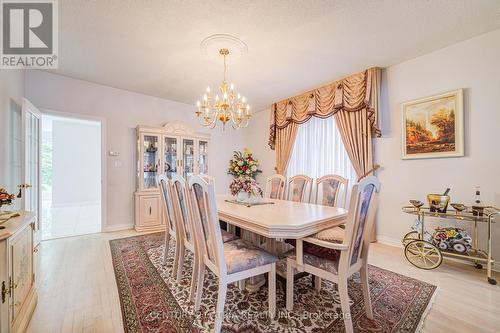 92 Springbrook Drive, Richmond Hill, ON - Indoor Photo Showing Dining Room
