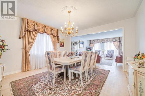 92 Springbrook Drive, Richmond Hill, ON - Indoor Photo Showing Dining Room