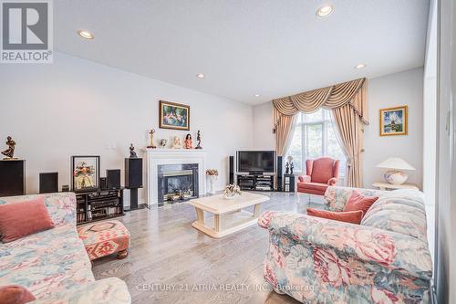 92 Springbrook Drive, Richmond Hill, ON - Indoor Photo Showing Living Room With Fireplace