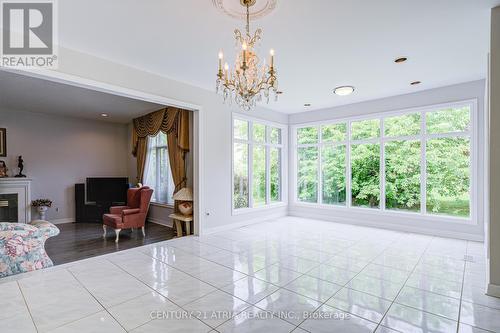 92 Springbrook Drive, Richmond Hill, ON - Indoor With Fireplace