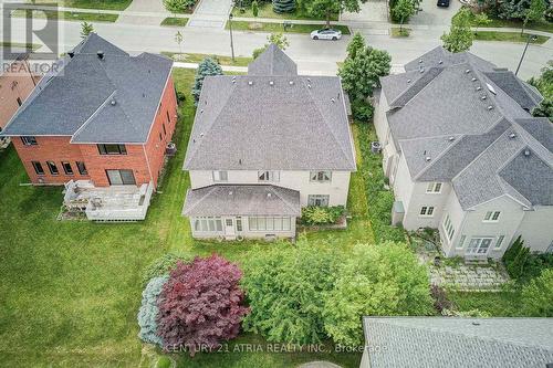 92 Springbrook Drive, Richmond Hill, ON - Outdoor