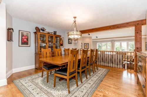 16365 Bathurst Street, Newmarket, ON - Indoor Photo Showing Dining Room