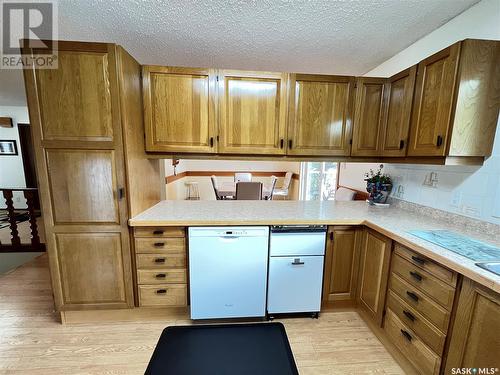 12 Chinook Place, Maple Creek, SK - Indoor Photo Showing Kitchen