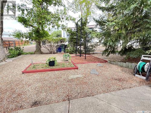 12 Chinook Place, Maple Creek, SK - Outdoor
