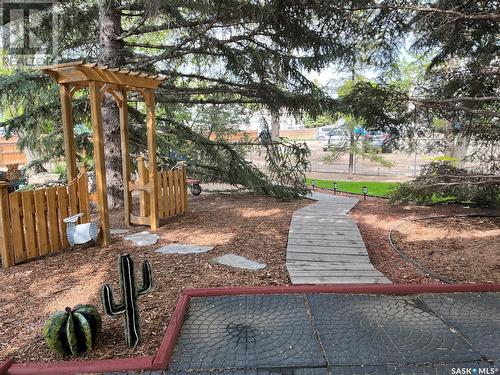 12 Chinook Place, Maple Creek, SK - Outdoor