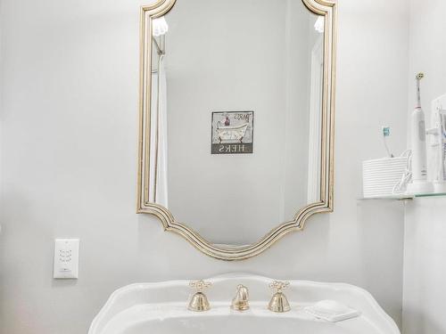 56 Montague Street, Lunenburg, NS 