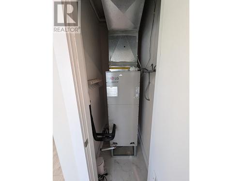 1925 Enterprise Way Unit# 403, Kelowna, BC - Indoor