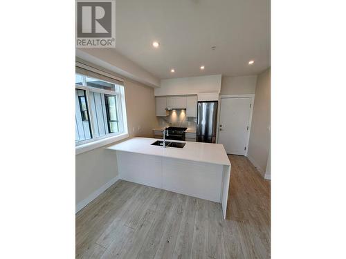1925 Enterprise Way Unit# 403, Kelowna, BC - Indoor