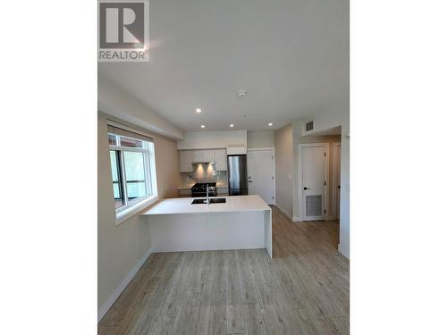 1925 Enterprise Way Unit# 403, Kelowna, BC - Indoor