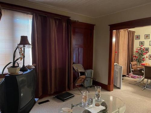 314 Main Street, Swan River, MB - Indoor Photo Showing Other Room