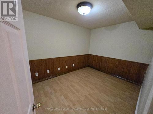 Bsmt - 15 Twin Pines Crescent, Brampton, ON - Indoor Photo Showing Other Room