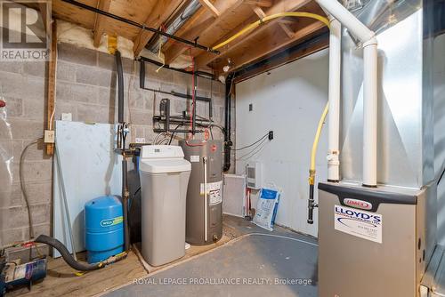 12112C Loyalist Parkway, Prince Edward County (Picton Ward), ON - Indoor