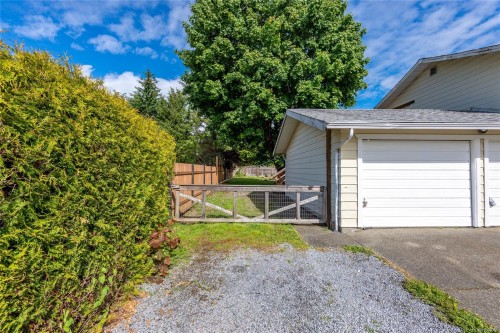 164 Crawford Rd, Campbell River, BC - Outdoor