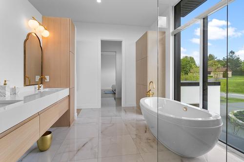 Ensuite bathroom - 40 Rue Valiquette, Magog, QC - Indoor Photo Showing Bathroom