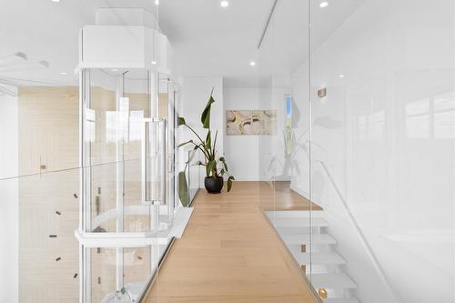 Mezzanine - 40 Rue Valiquette, Magog, QC - Indoor Photo Showing Other Room