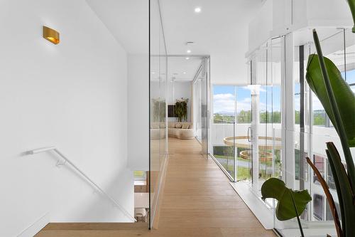 Passageway - 40 Rue Valiquette, Magog, QC - Indoor Photo Showing Other Room