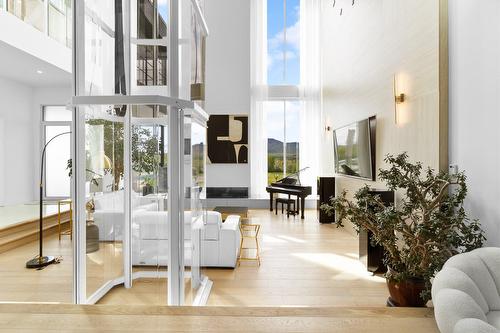 Living room - 40 Rue Valiquette, Magog, QC - Indoor Photo Showing Other Room