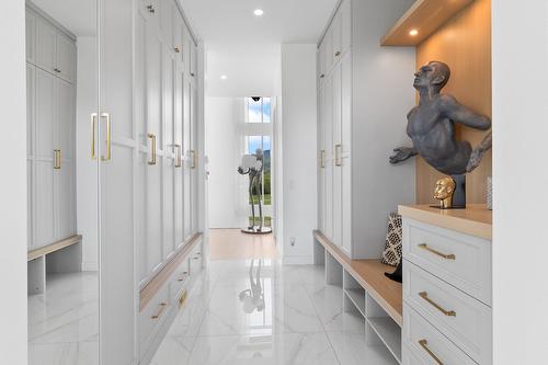 Hall d'entrée/Vestibule - 40 Rue Valiquette, Magog, QC - Indoor Photo Showing Other Room