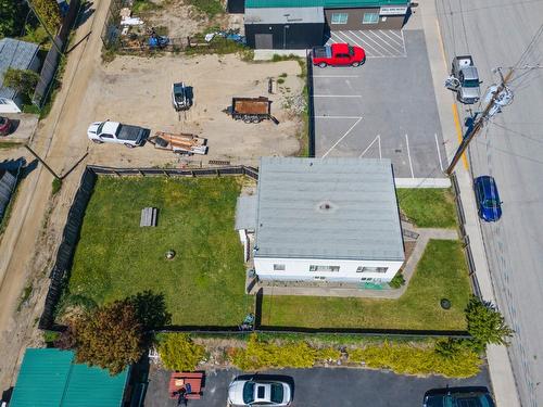 129 15Th Avenue, Creston, BC - Outdoor