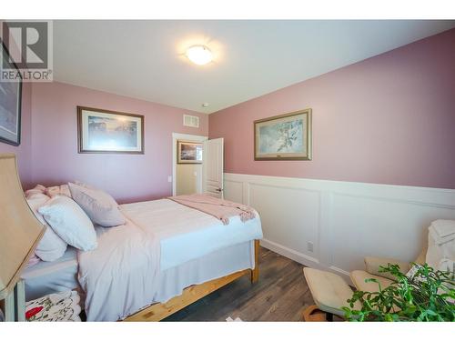 124 Sasquatch Trail Trail, Osoyoos, BC - Indoor Photo Showing Bedroom